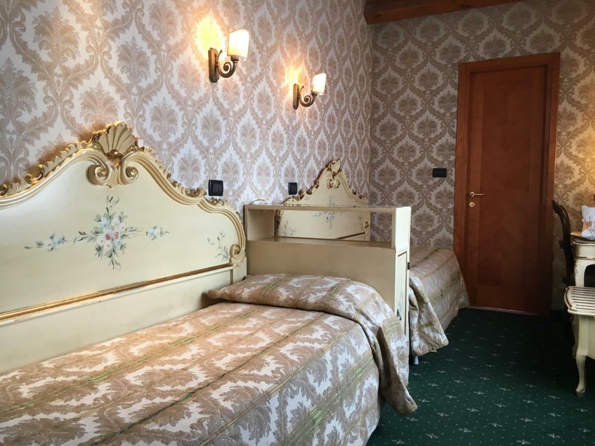 Hotel Gorizia A La Valigia Venezia Rom bilde